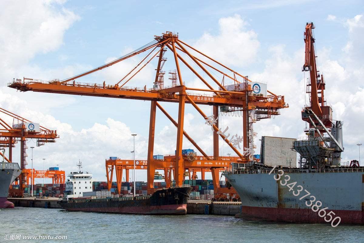 湖南衡陽岸橋廠家岸橋工作起來效率高，節(jié)省空間